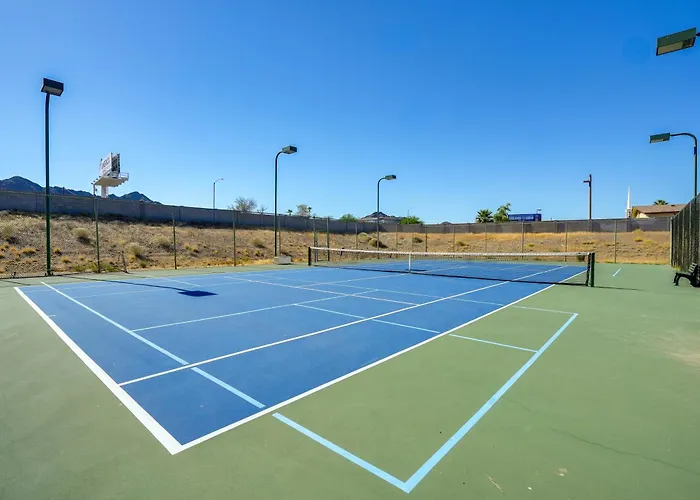 Holiday home Poolside Retreat Near North Mountain!