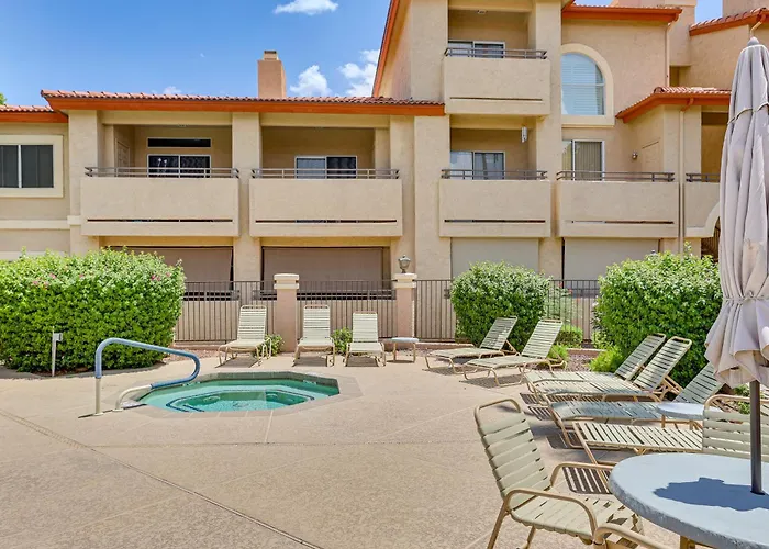 Poolside Retreat Near North Mountain! * Phoenix